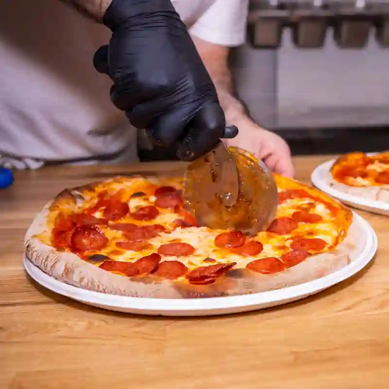 Pizza slicing